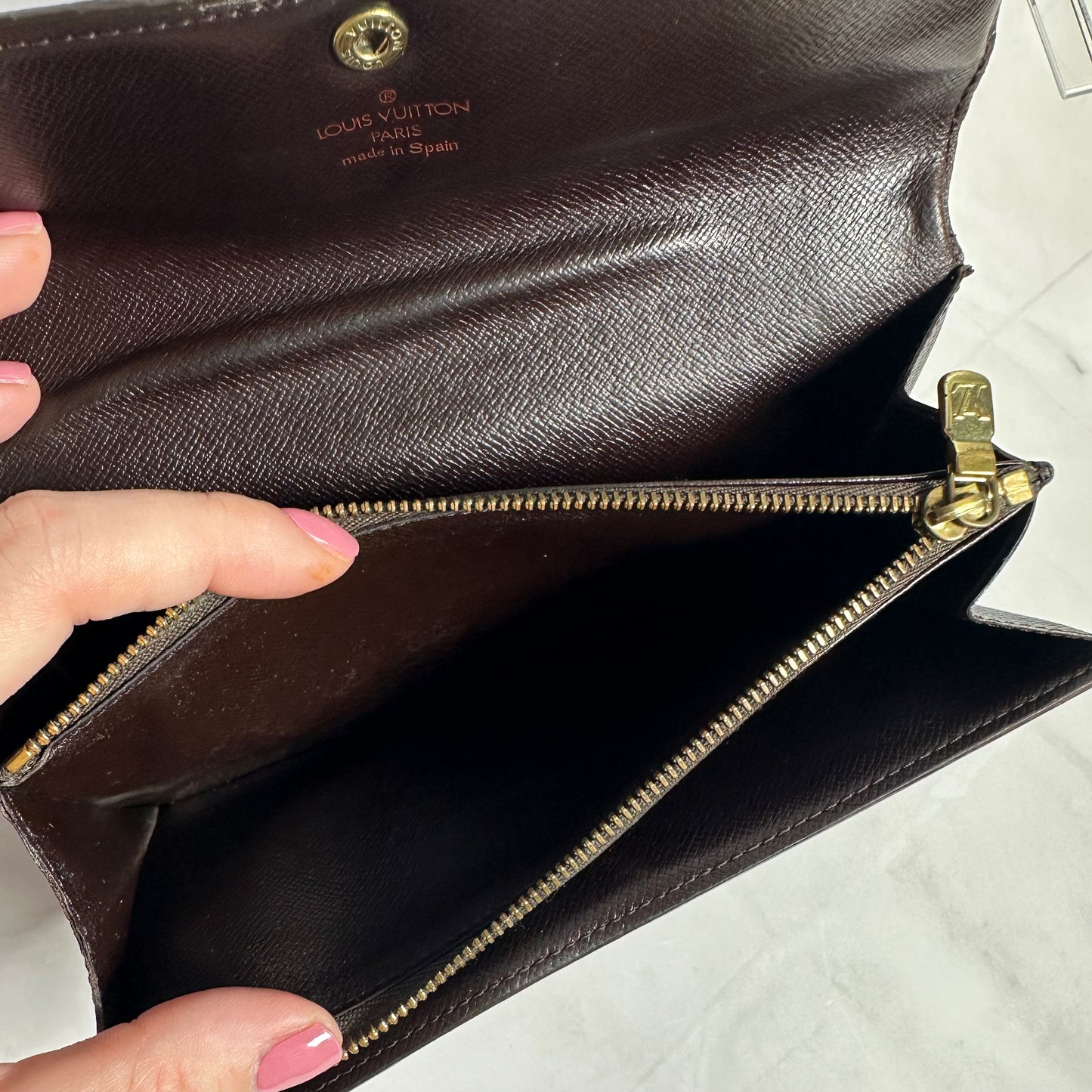 Louis Vuitton Damier Ebene Sarah Wallet - Vintage
