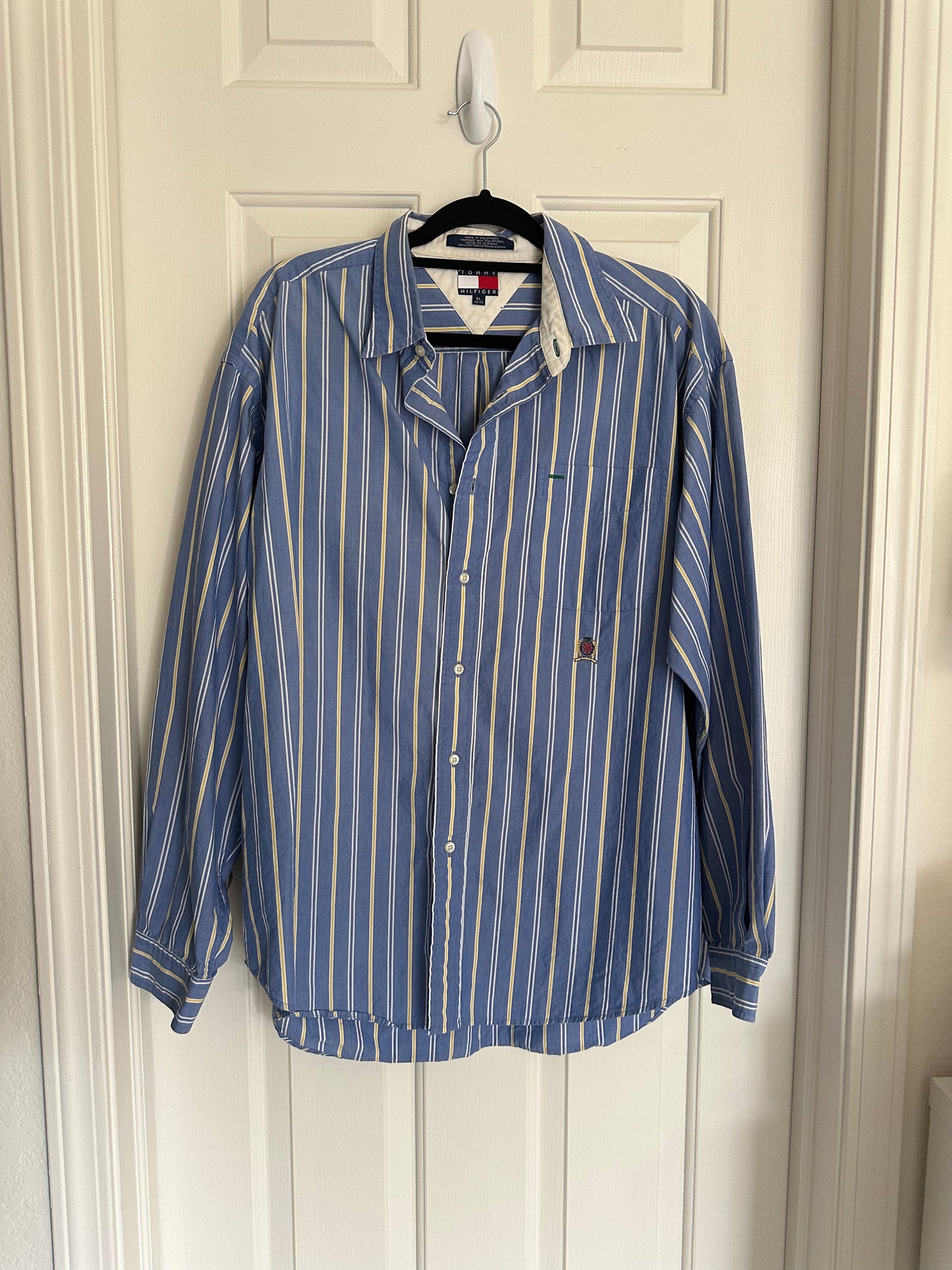 Tommy Hilfiger Men's Striped Shirt (XL)